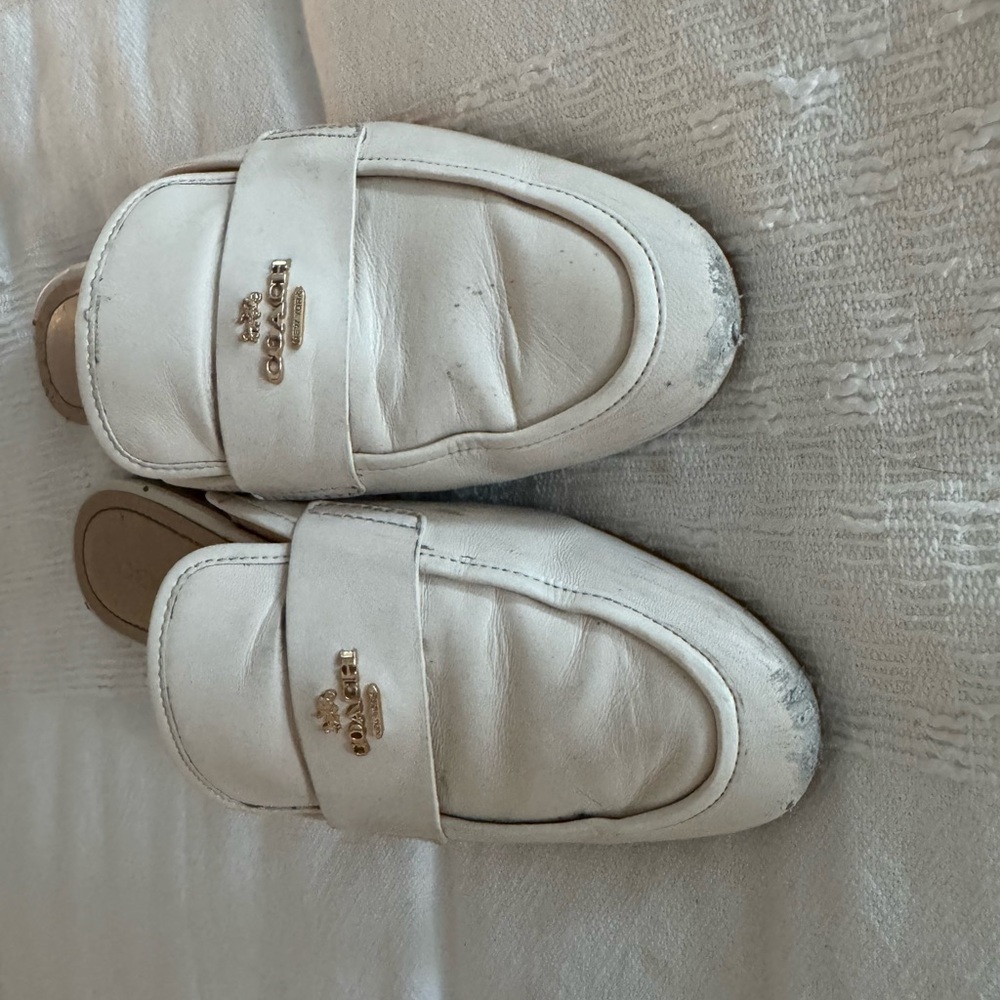 Coach White Leather Backless Loafers with Gold Logo - Picture 2 of 5